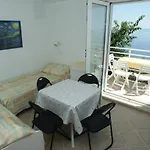 Appartamento By The Sea Rastici, Ciovo - 2076 *