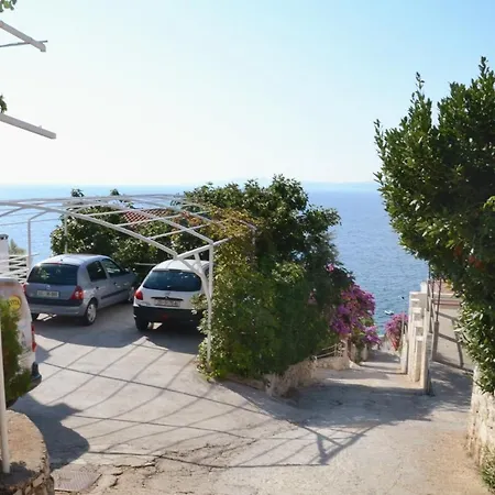 Apartments By The Sea Rastici, Ciovo - 2076 *