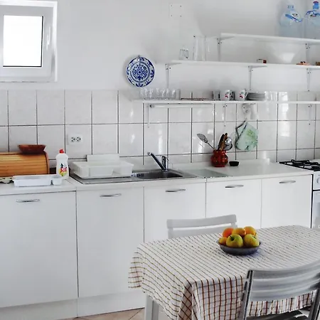 Apartments By The Sea Rastici, Ciovo - 2076 Apartman