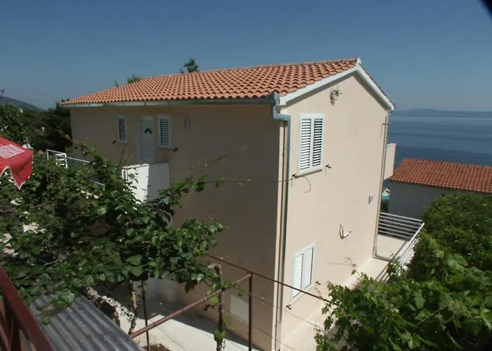 Appartement By The Sea Rastici, Ciovo - 2076